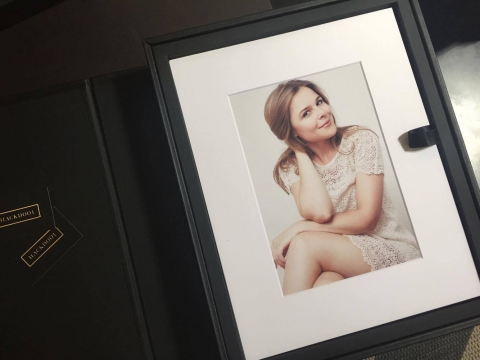 Blackdoor - Art Portrait Studio Blackdoor - Art Portrait Studio