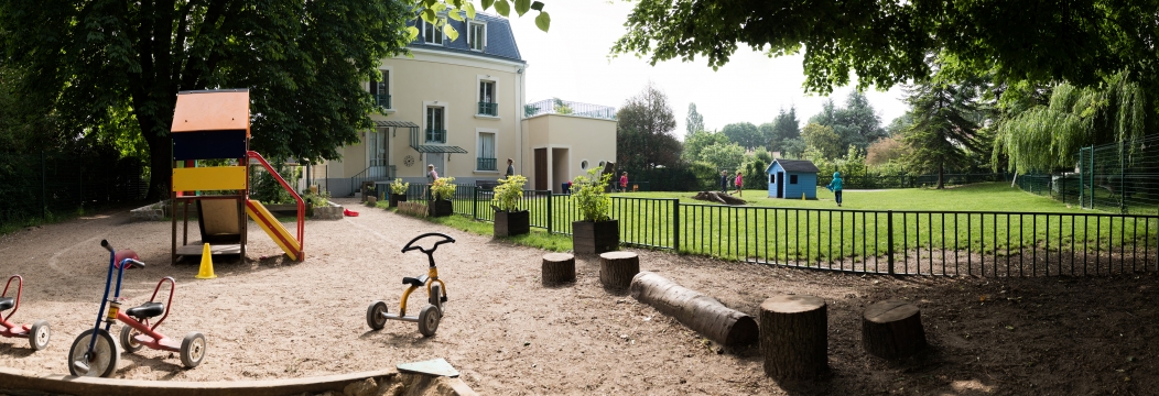 Secrets d'Enfance Secrets d'Enfance
